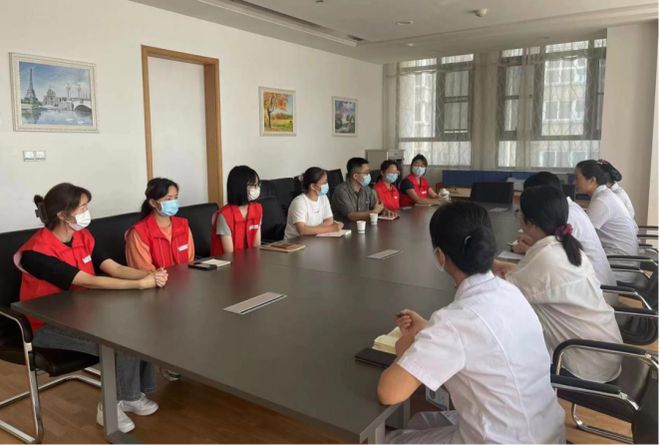 步履不停 未来可期——西安市工会老年护理院顺利开展实习带教总结座谈会(图2)