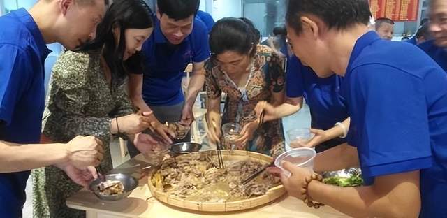 粤西人民大食堂·玛脑窝（广州）美食节暨粤西新青年党建活动举办(图10)