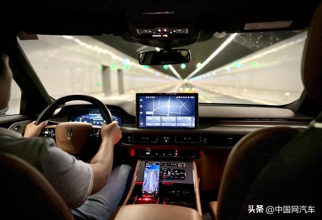 试驾丨林肯飞行家 美式豪华将舒适进行到底(图16)