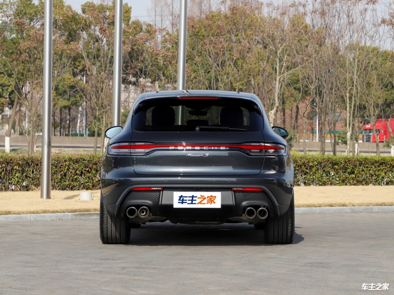 车长4726mm配双涡轮V6引擎48S破百带你看保时捷Macan(图3)