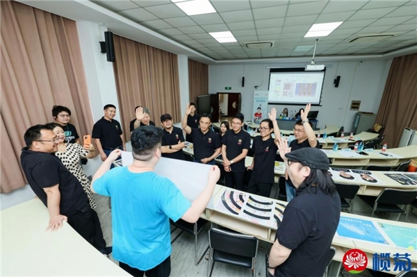 榄菊评审会走进复旦大学新闻学院！大咖共聚护航创意守护青春热血！(图4)