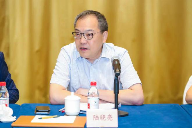 凝心聚力 黄龙启航｜黄龙酒店管理集团召开2023半年度工作会议暨行业分享会(图2)