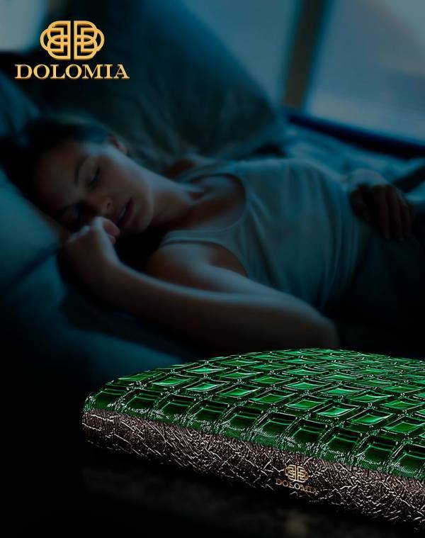 手工是顶尖品牌最好输出：高性能凝胶枕DOLOMIA探索睡眠奢系水准(图4)