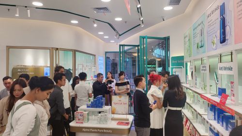 植物医生单品牌店亮相印尼雅加达向世界展示中国美妆品牌名片(图4)