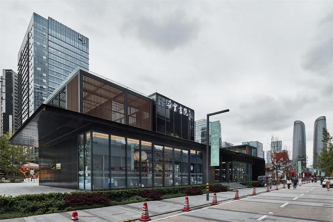 上海出品助力全民阅读：4大书品牌6年全国输出40家书店(图5)