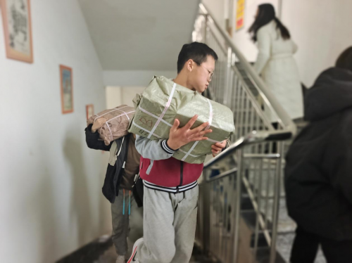 张德芬空间CEO卢熠翎获杰出爱心企业家奖：呼唤更多人关注公益事业(图7)