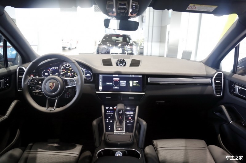 售价8680万起豪华品牌出品的插电式混动SUVCayenne E-Hybrid(图3)