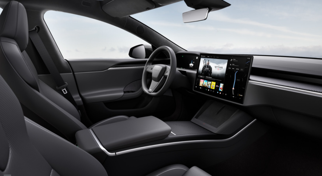 Model S Plaid、帕美、EMEYA掰手腕百万预算你选谁？(图8)