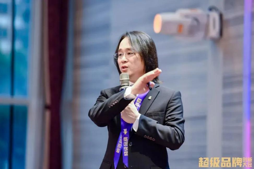 吴子剑｜前瞻2024品牌进化八大趋势(图1)