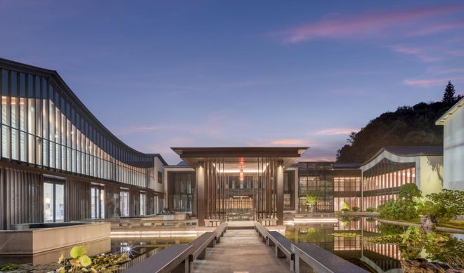 对话卢文揆：远洲如何打造高星民族酒店品牌的“繁花”？ 旅讯八点正(图4)