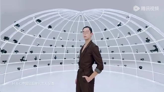因“吴签”梗出圈的口红品牌“擦边”翻车了(图13)
