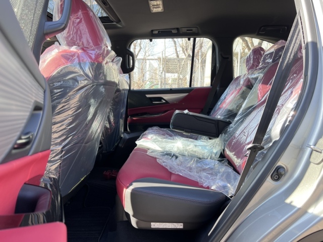 23款雷克萨斯LX600搭载35T V6双涡轮增压发动机最大输出415马力(图4)
