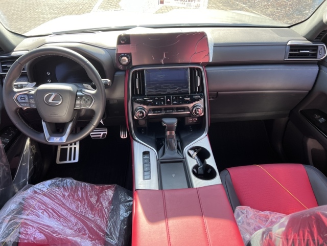 23款雷克萨斯LX600搭载35T V6双涡轮增压发动机最大输出415马力(图5)
