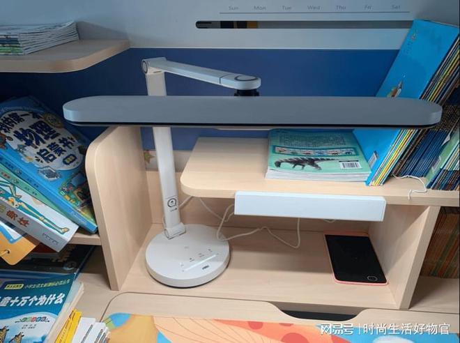 护眼台灯哪个牌子最好？多款满分护眼台灯自用分享(图8)