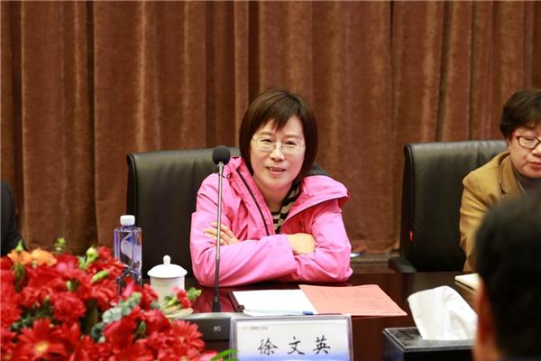 以铸造世界品牌为目标——中国橡胶工业协会会长徐文英调研江苏兴达(图6)
