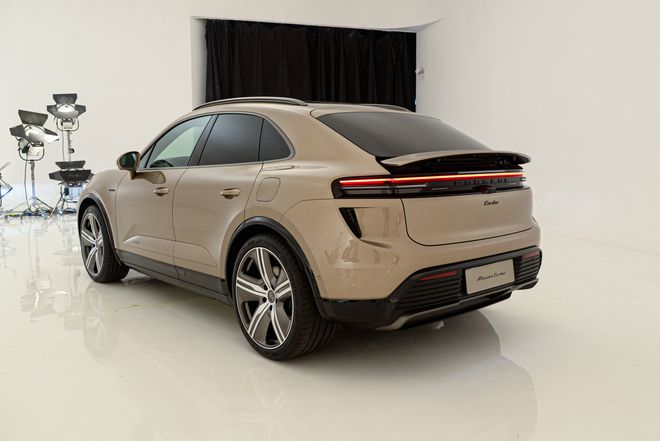 2024北京车展保时捷品牌之夜 Macan EV正式发布(图9)