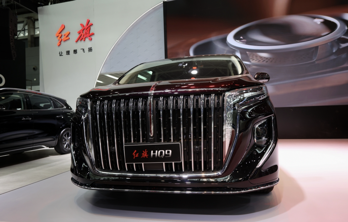 红旗品牌亮相石家庄国际车展国货之光大放异彩(图4)