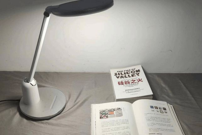 儿童用灯哪个品牌好？专业护眼灯的牌子在线点评！(图7)